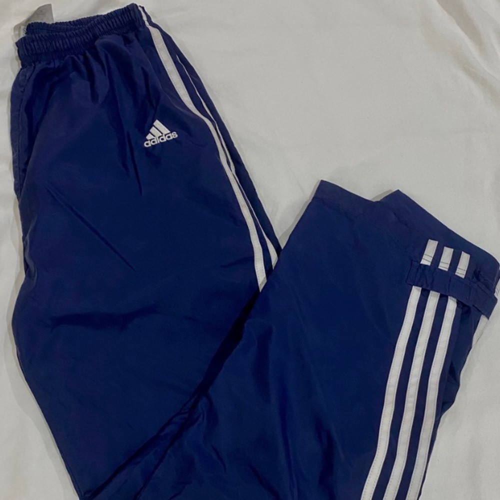 SOLD vintage adidas windbreaker pants